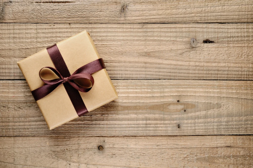 25 Gift Ideas to Thank Someone